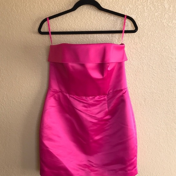 Betsey Johnson Dresses & Skirts - Betsey Johnson 💗 Fabulous Hot Pink Dress